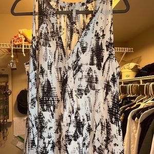 Joie Tank V neck Black and White Tye Dye size Medium